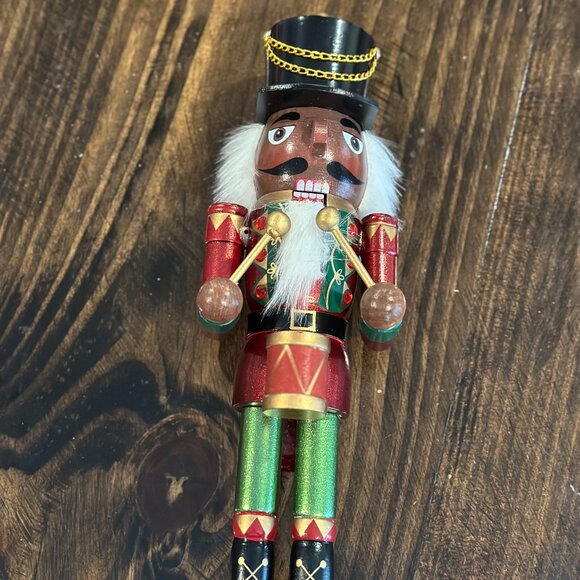 Metallic Nutcracker Drummer Figurine-Brown - Picture 6 of 8